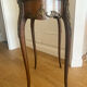 Kidney-shaped guéridon table in Louis XV style.