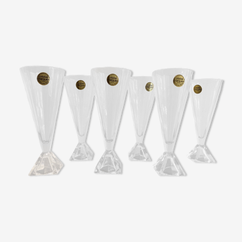 6 champagne flutes Cristal d'Arques, model Pyramide in crystal, 1980