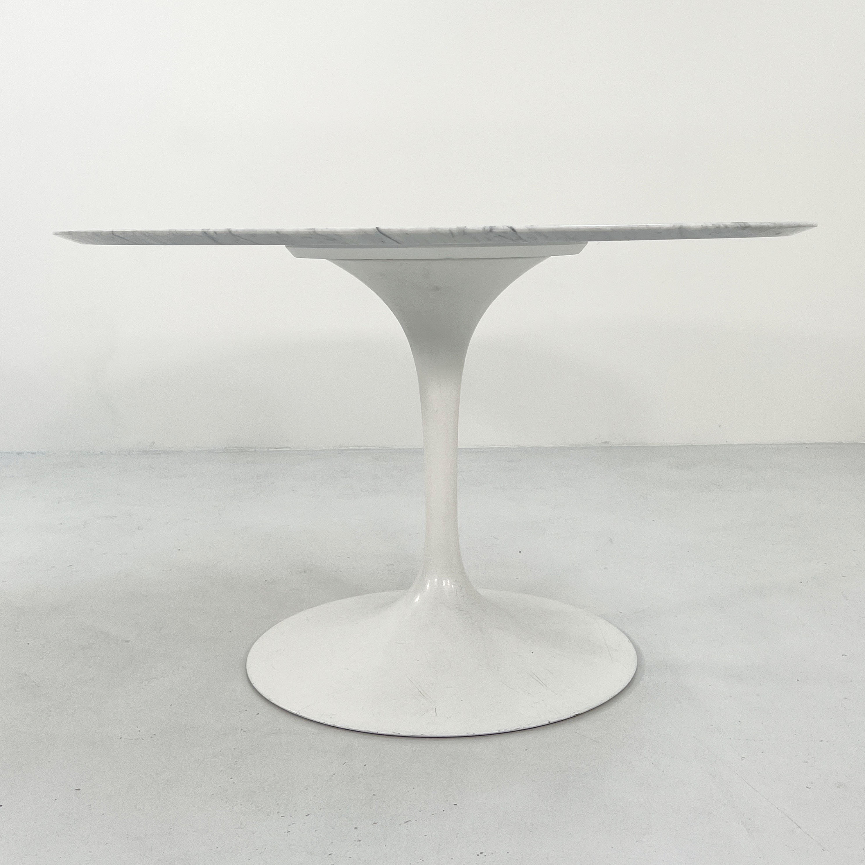 Marble table 120 cm Tulip by Eero Saarinen edited by Knoll, 1970s