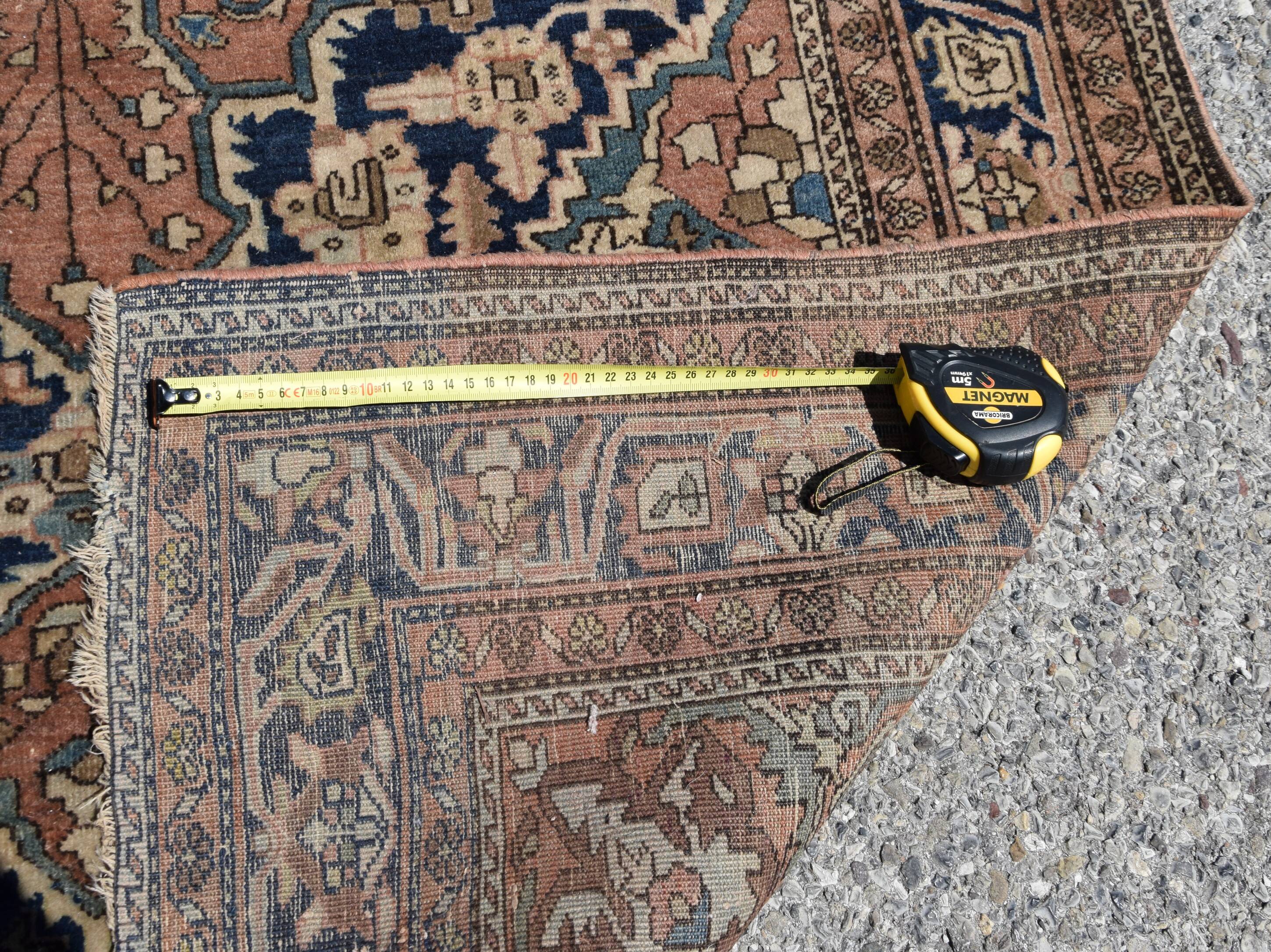 Ancient Iranian Oriental rug Sarouk 128x209 Metres