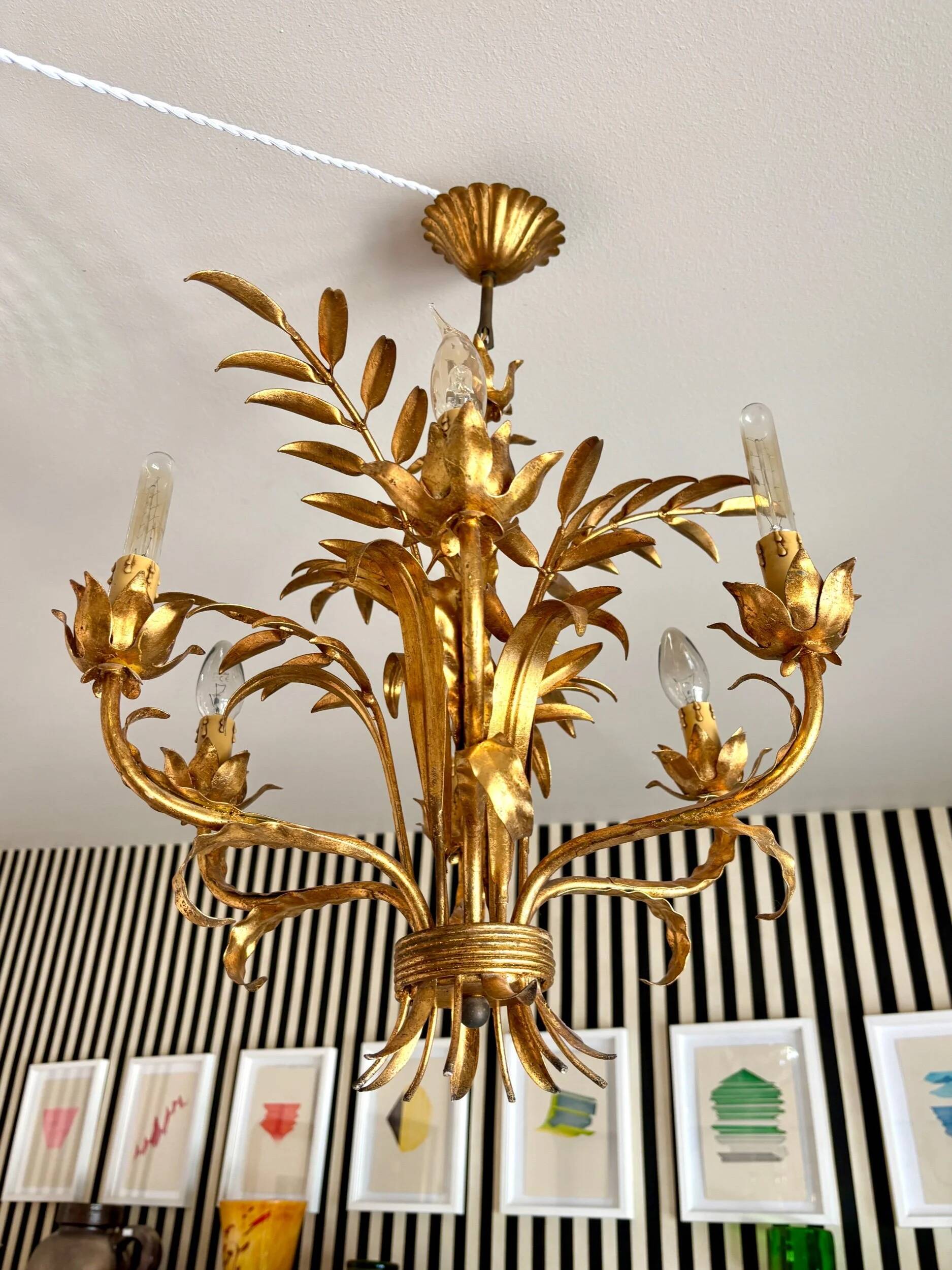 6-light chandelier in gold metal