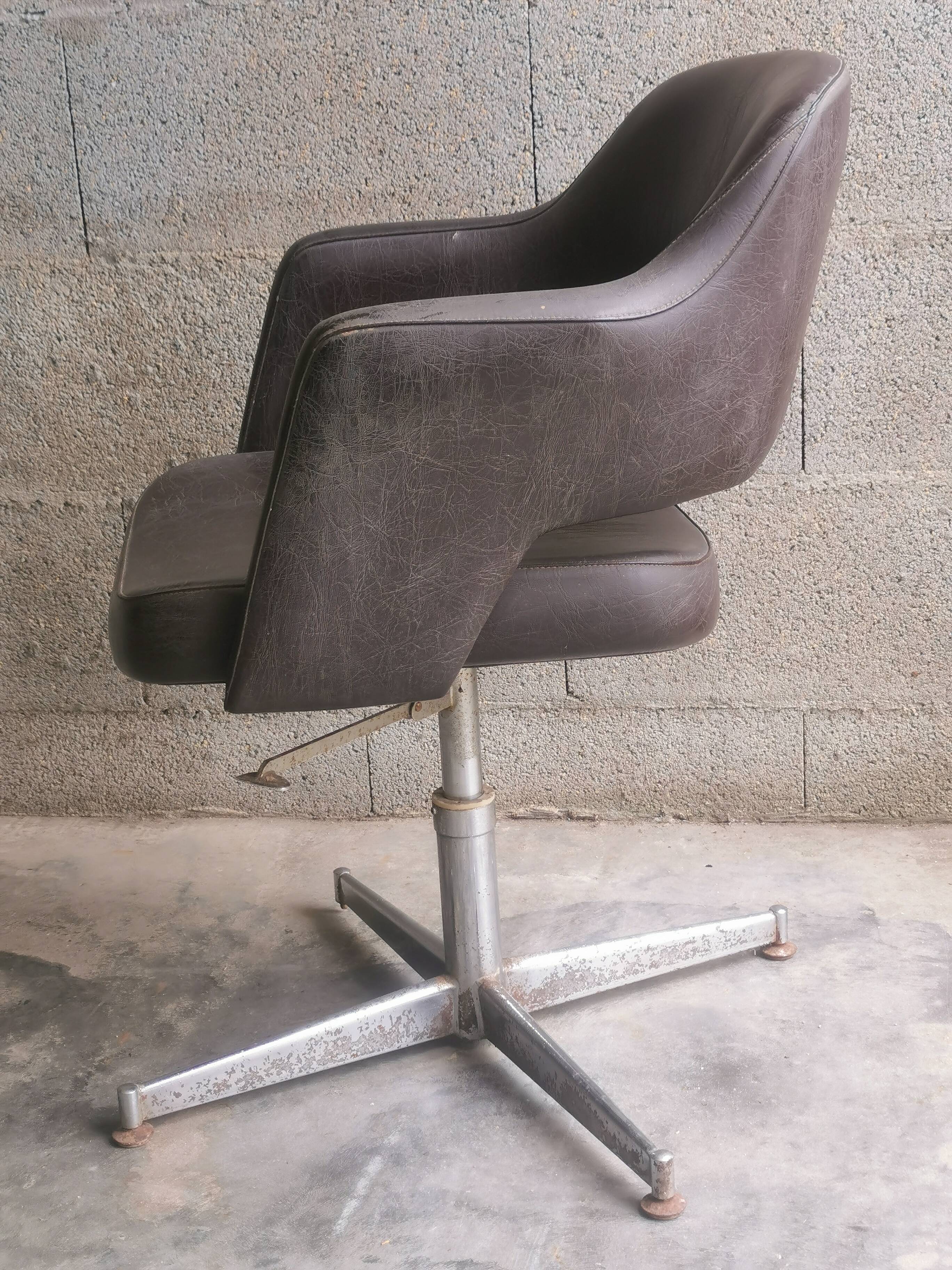 Fauteuil vintage de conference