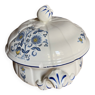 Luneville soup tureen in porcelain