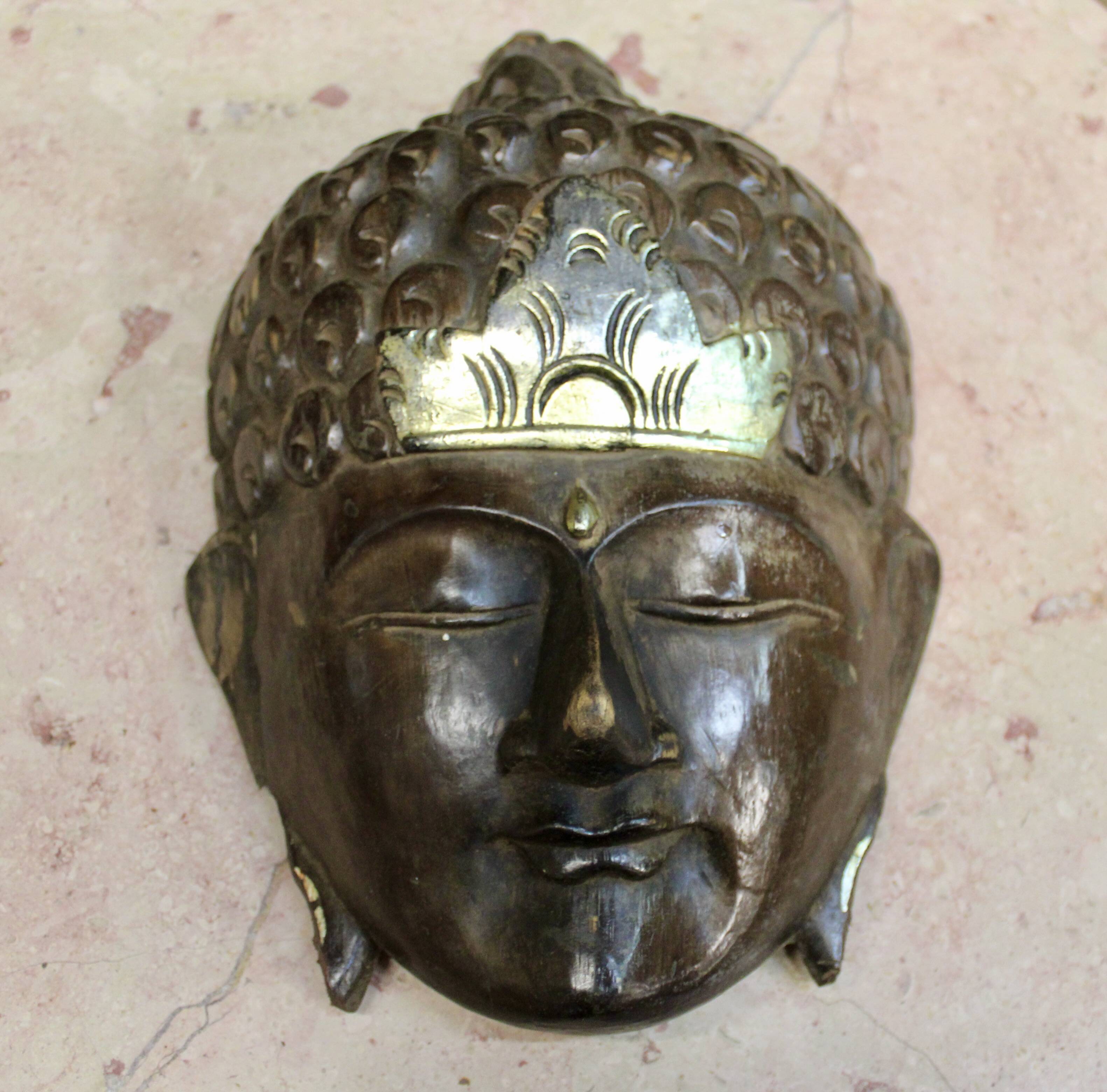 Wooden Buddha mask for hanging