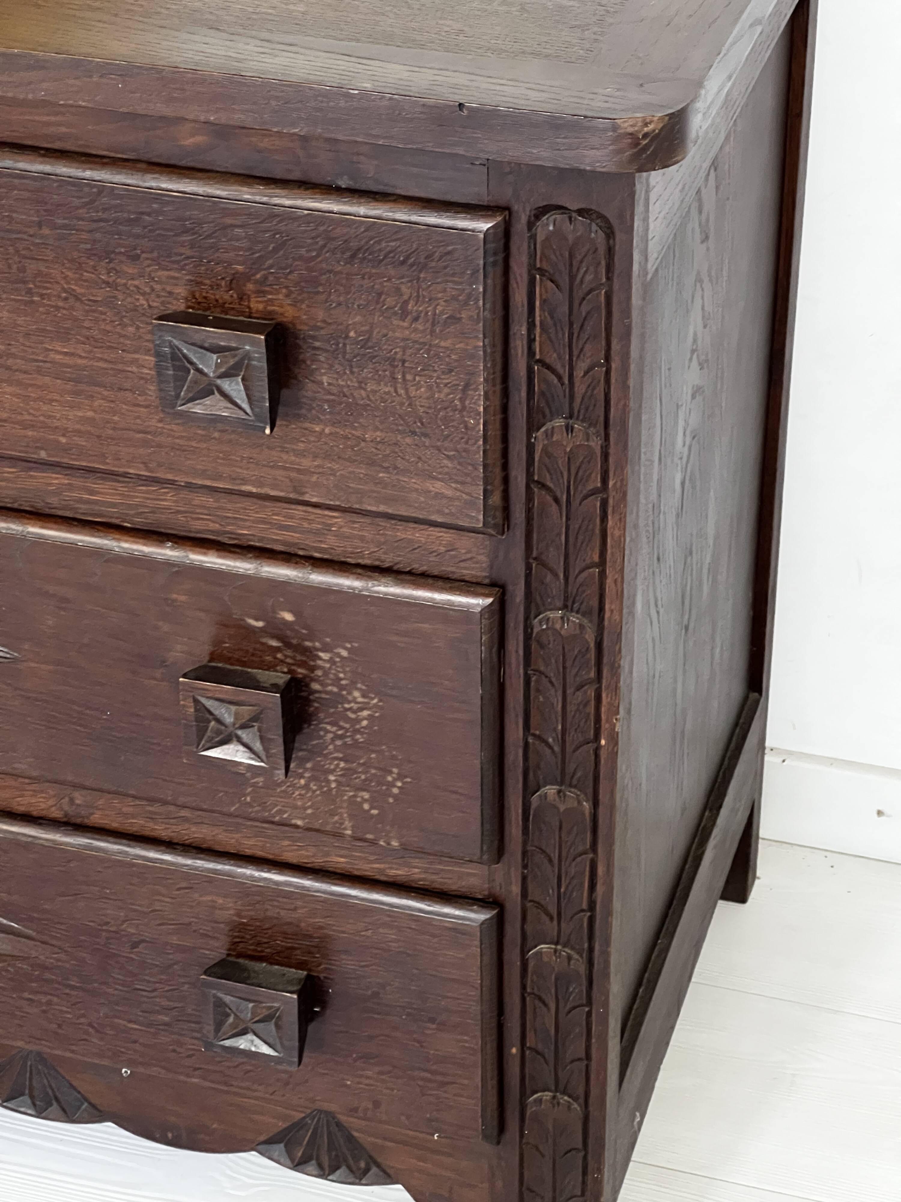 Commode Basque