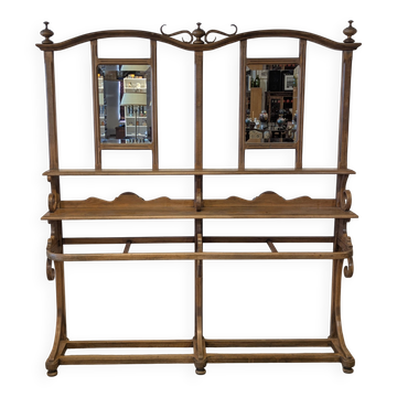 Grand vestiaire Art Nouveau en bois courbé, vers 1900