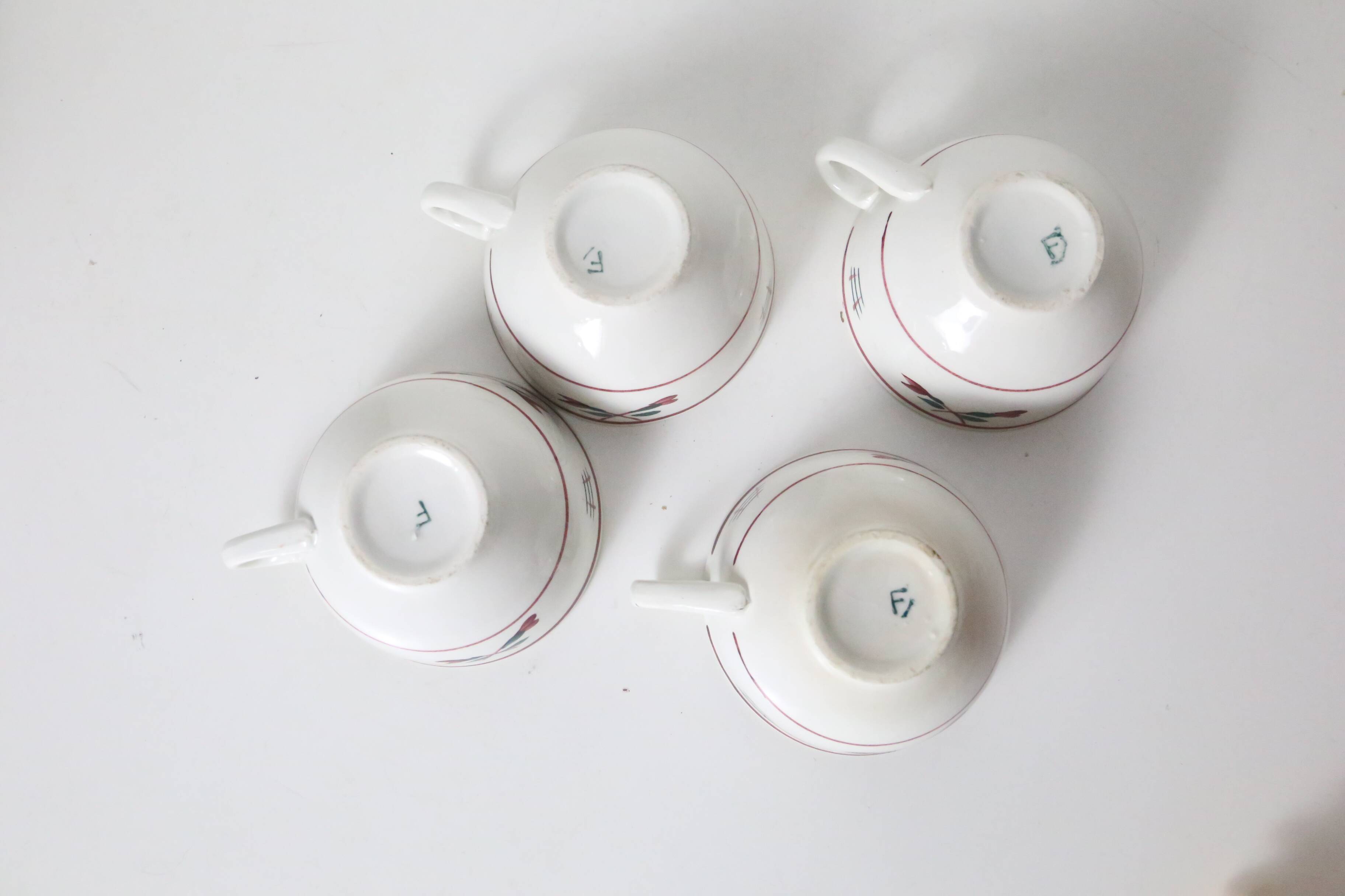 Set of 4 cups, vintage, French