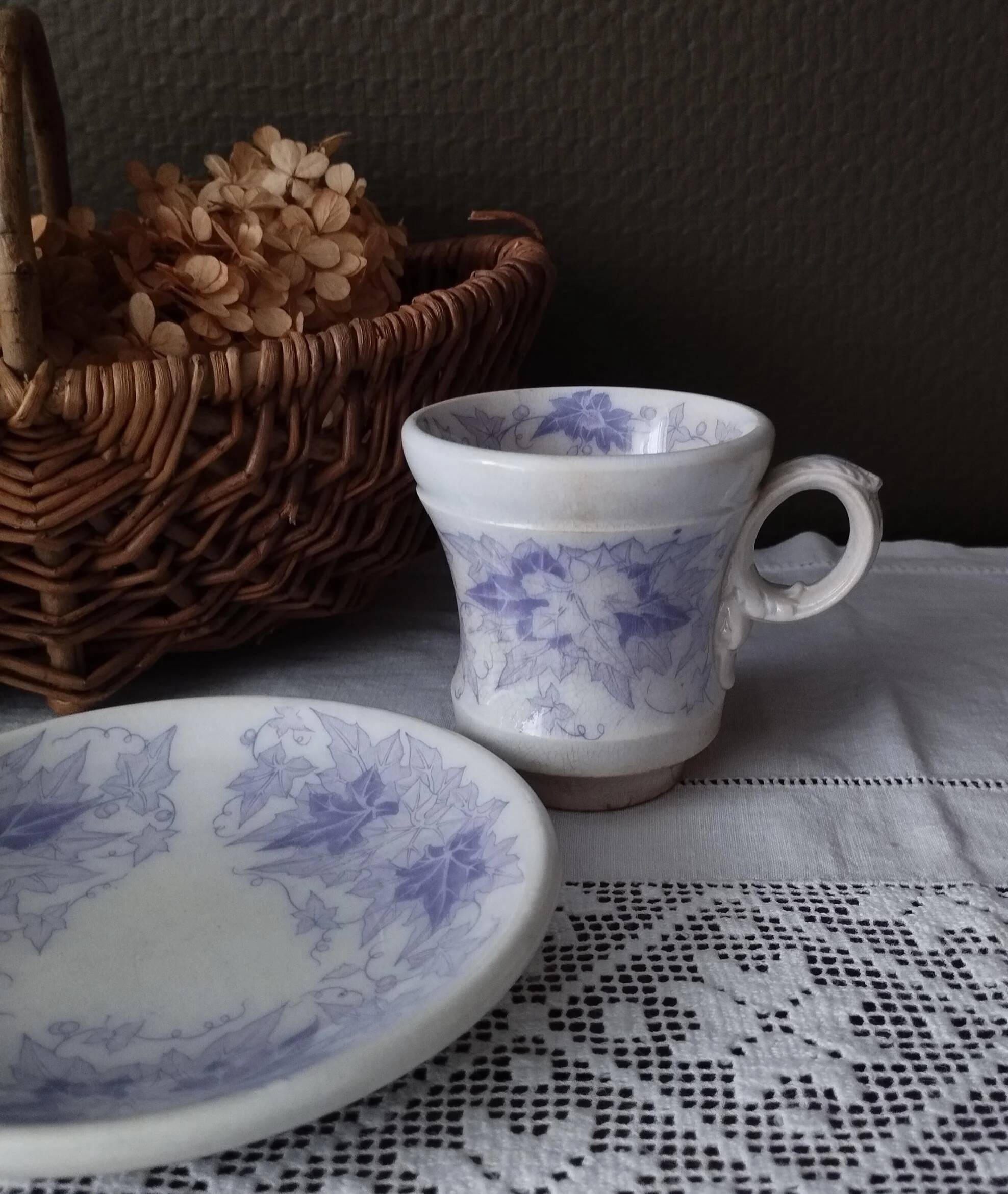 Ancienne tasse brûlot et sa sous-tasse Sarreguemines « Bryona »