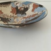 Coupe en terre mêlée d'Apt – Signée Bernard – Décor marbré polychrome