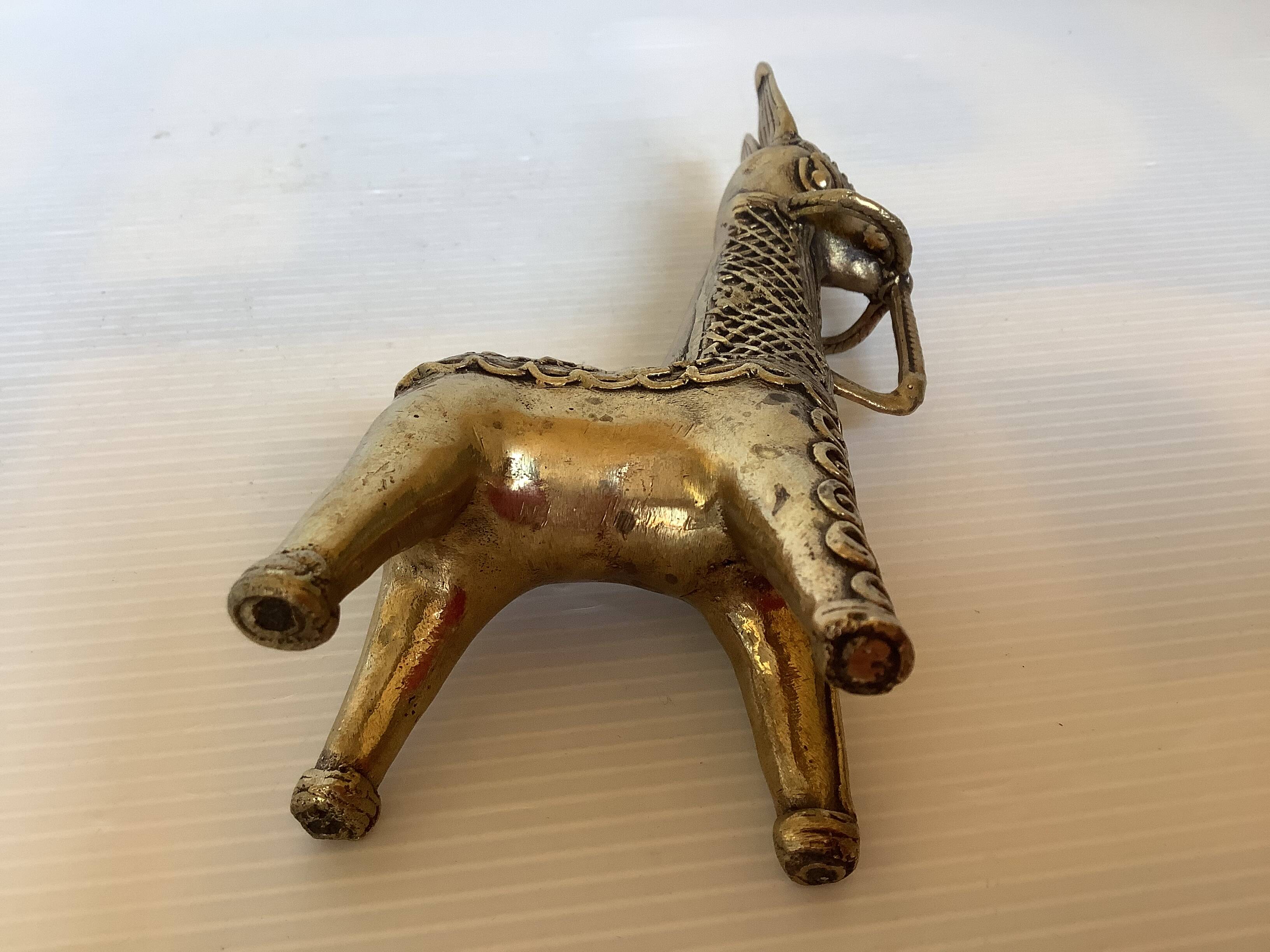 Zoomorphic brass ring ring