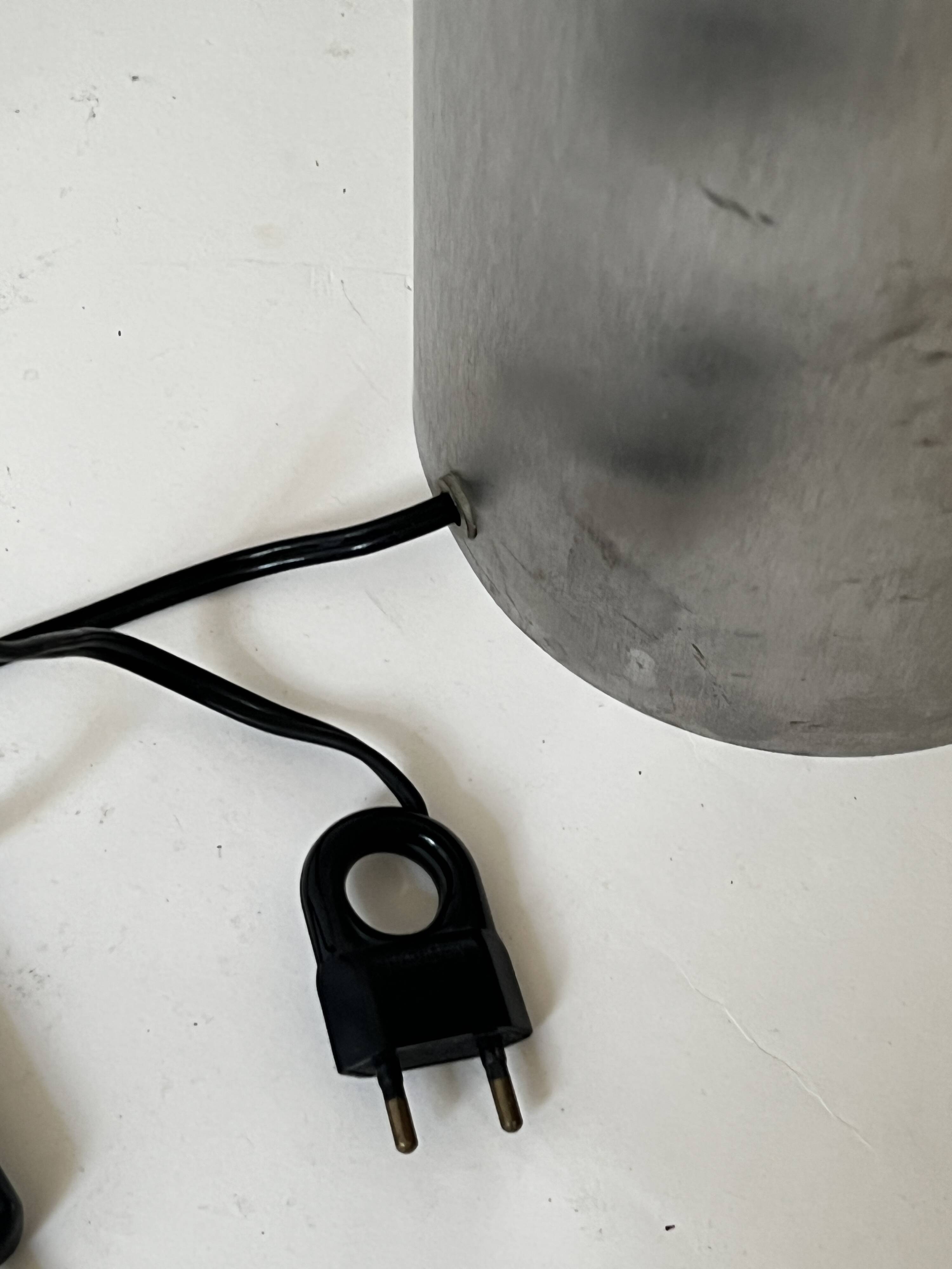 Grande lampe sculptural en métal chormé et brossé, design 1970