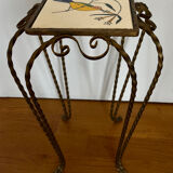 Wrought iron and earthenware harness