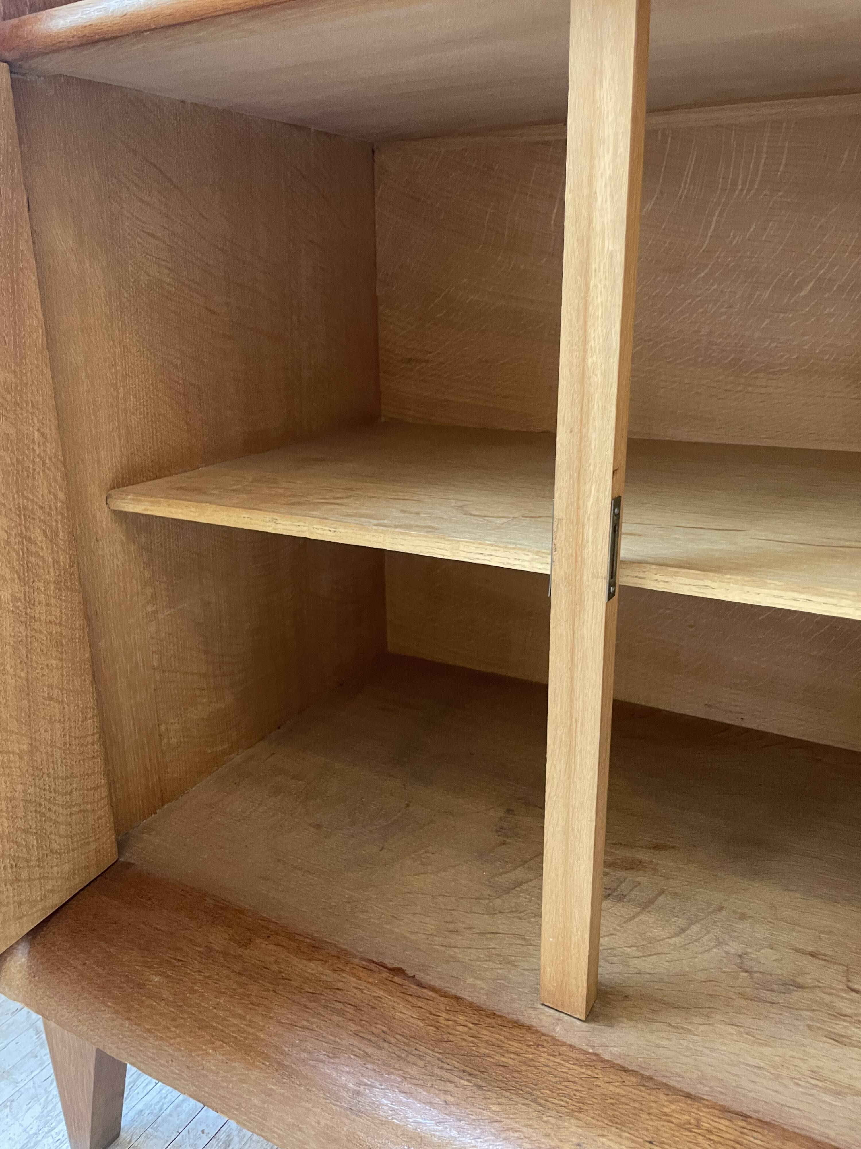 Meuble de rangement secrétaire chêne années 60