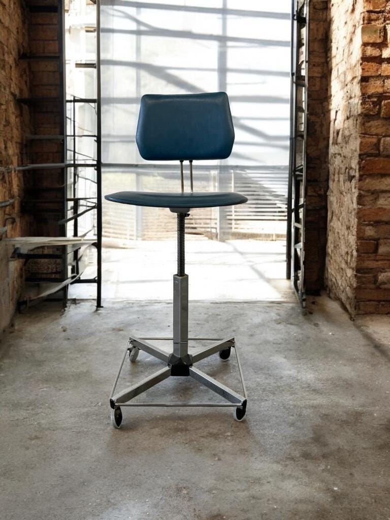 Vintage industrial office chair / workshop chair / office chair