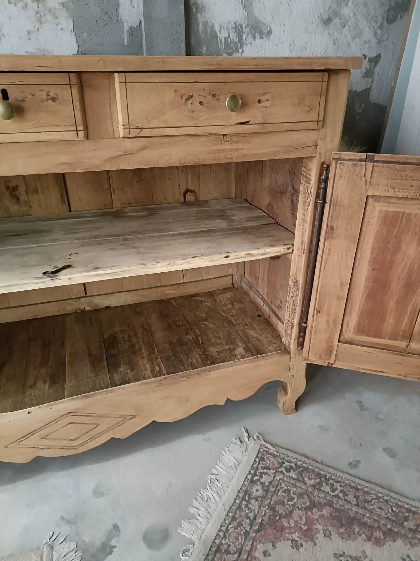 Buffet en bois