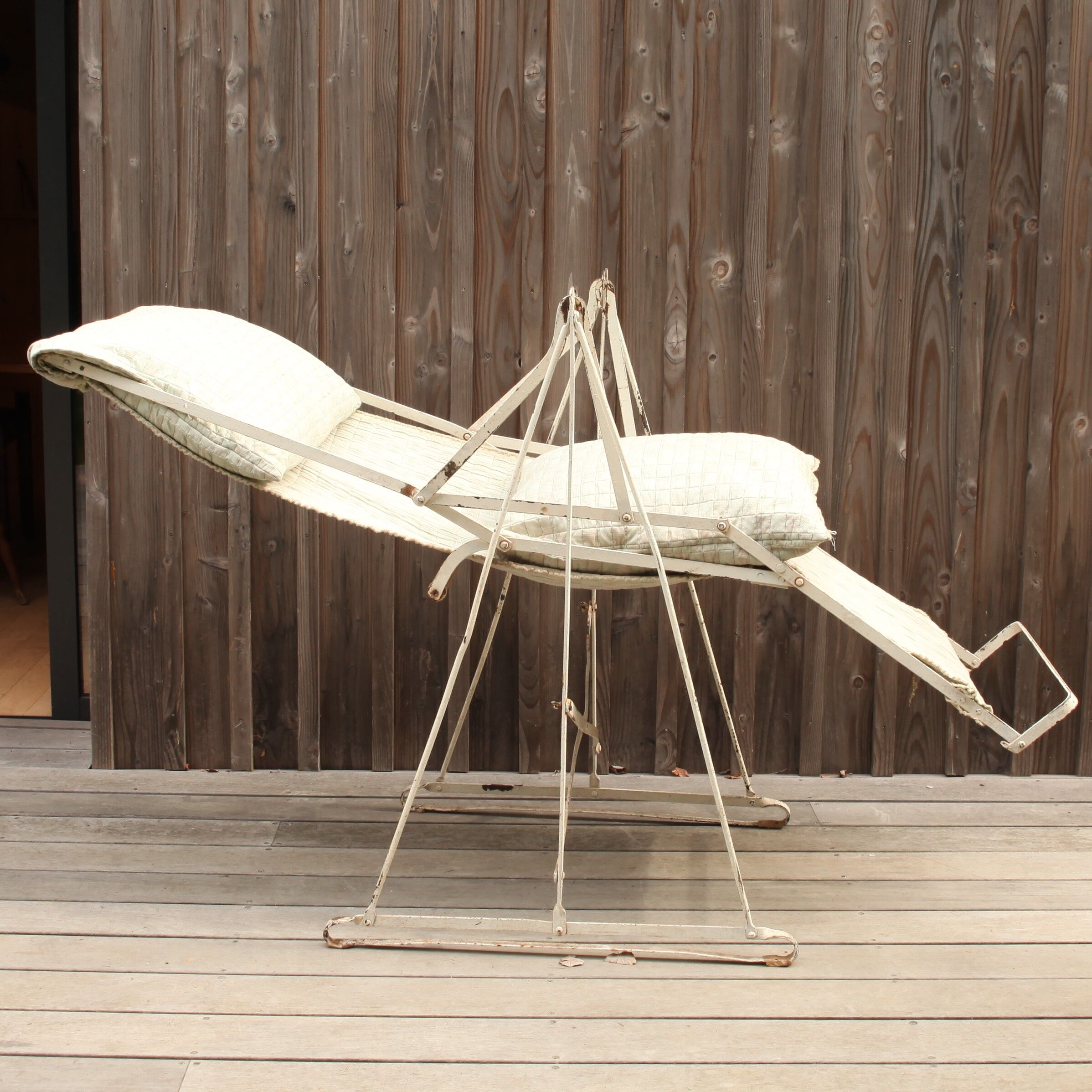 Comfort Swing rocking chair, 1910s