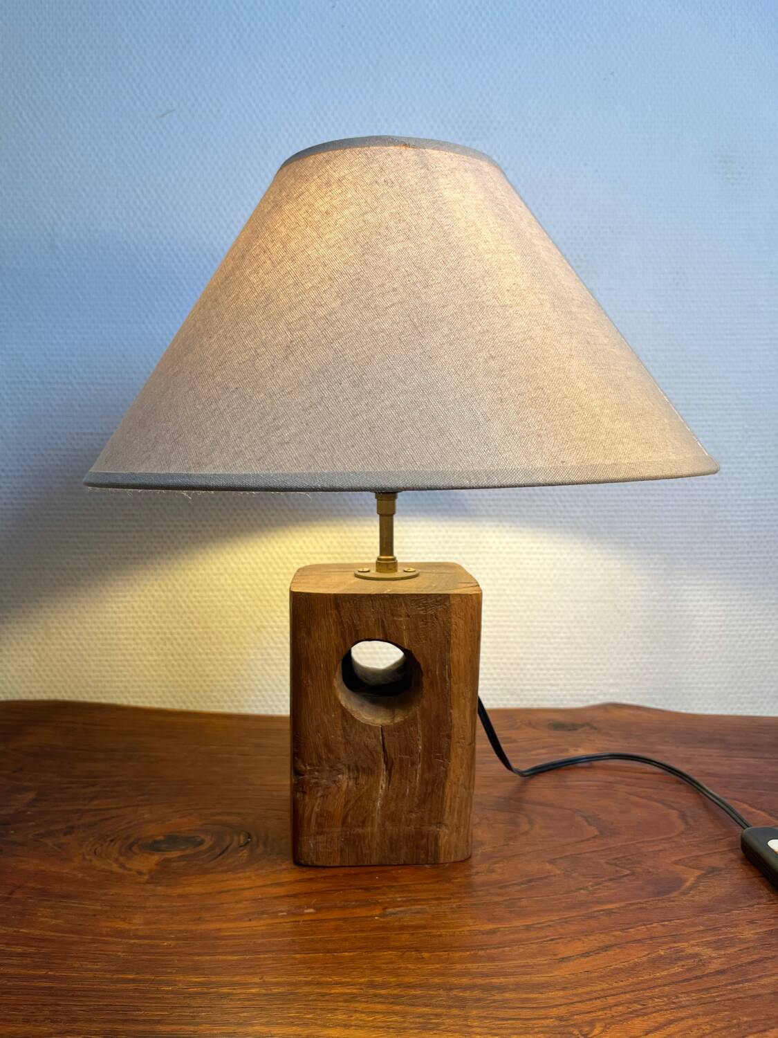 Solid wood table lamp