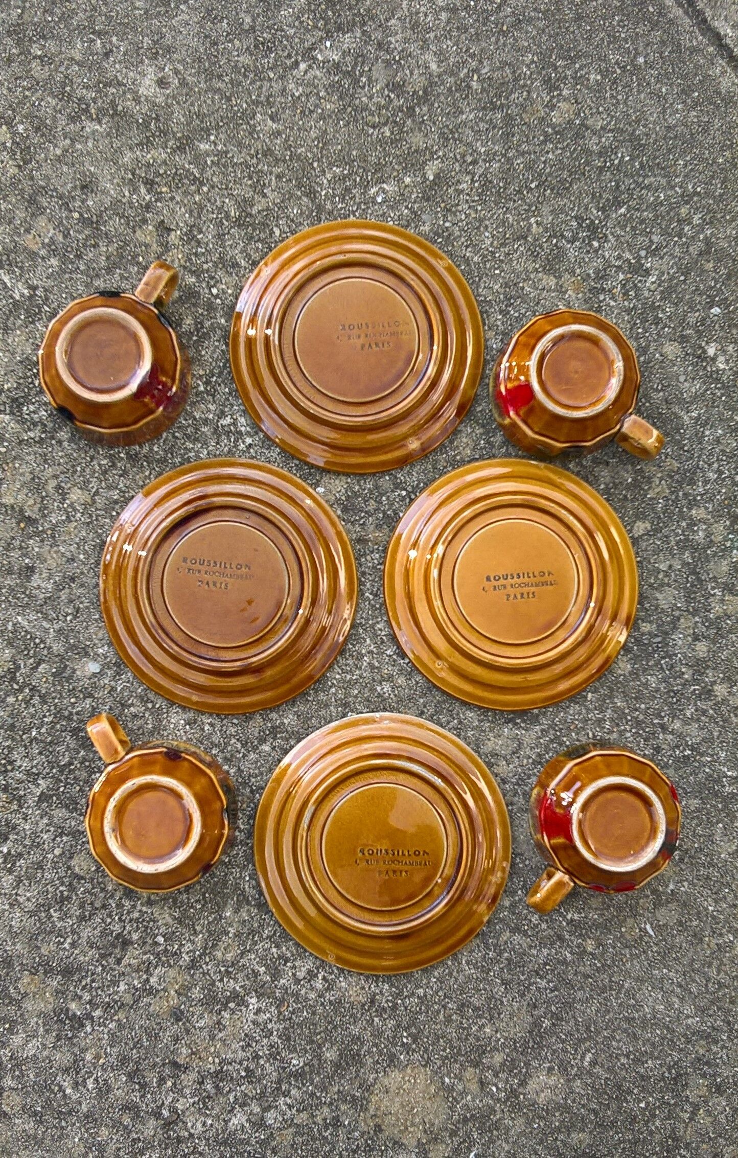 4 coffee cups bistro