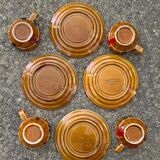 4 coffee cups bistro