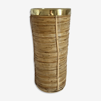 Rattan umbrella holder