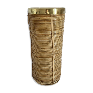 Rattan umbrella holder