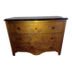 Commode en bois doré à décor asiatique et marbre poli