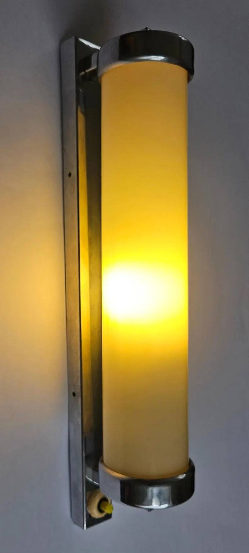 Rare Chrome design Bauhaus, Art Deco, Functionalism Wall Lamp, 1930s