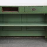 Buffet/comptoir/table d'appoint ancien unique, de couleur verte, datant de la fin du XIXe/début du XXe siècle, avec un plateau en marbre.
