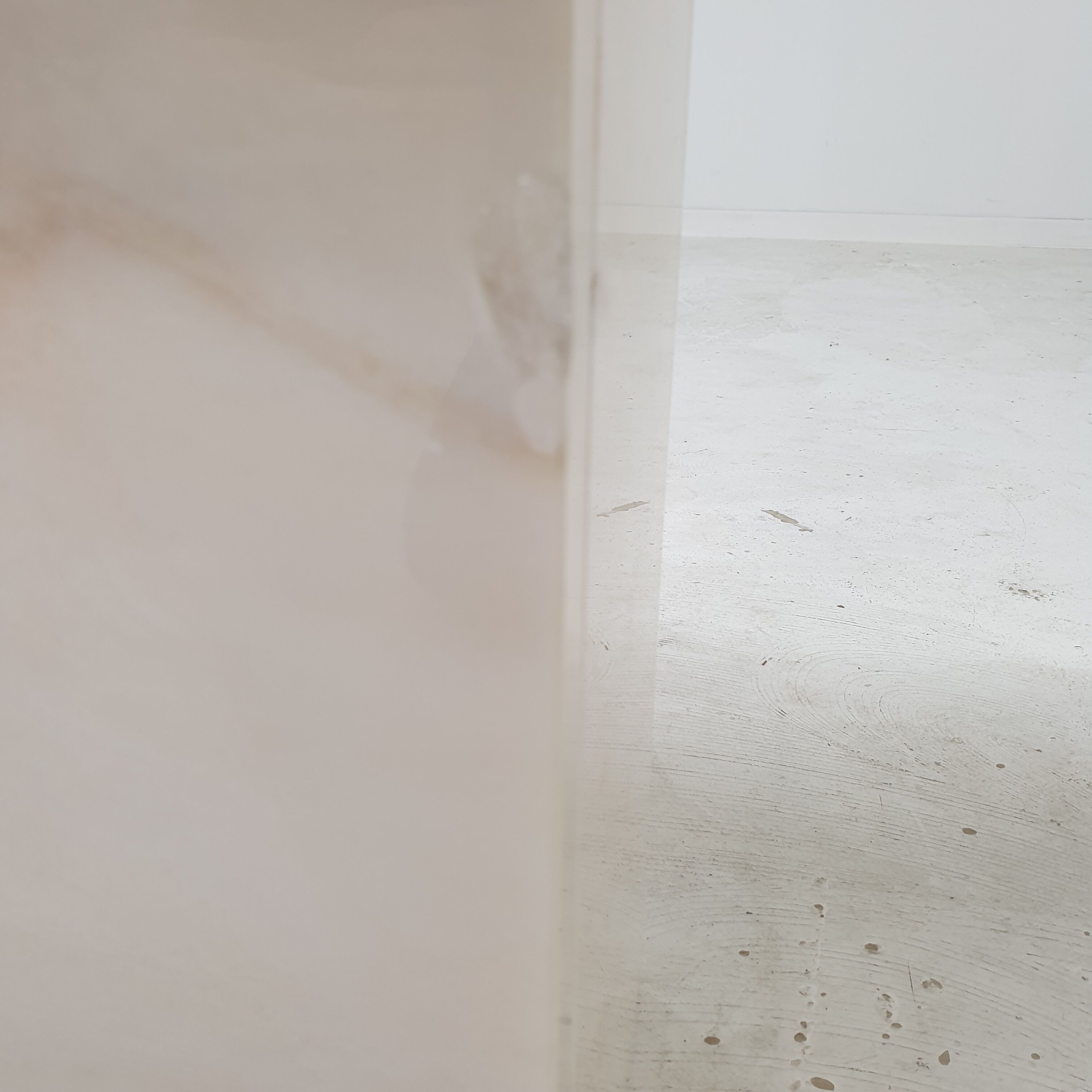 Set of 2 italian marble side tables, 1980's