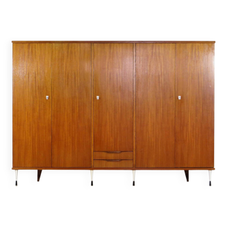 Armoire XL vintage moderne du milieu du siècle à 5 portes en teck, style italien des années 1960