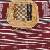 table d'échecs en bois d'olivier rustique