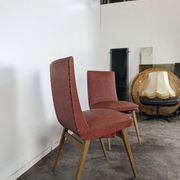 Paire de chaises vintage rouges