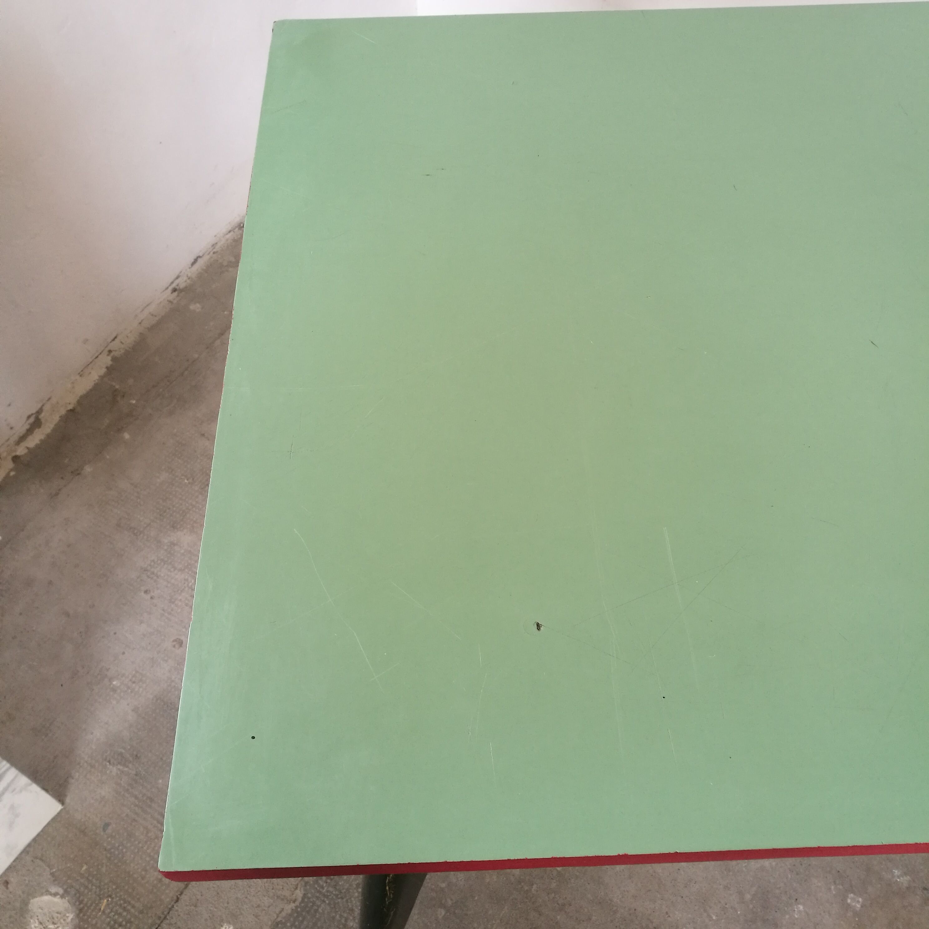 Table Xavier Pauchard edited by Tolix