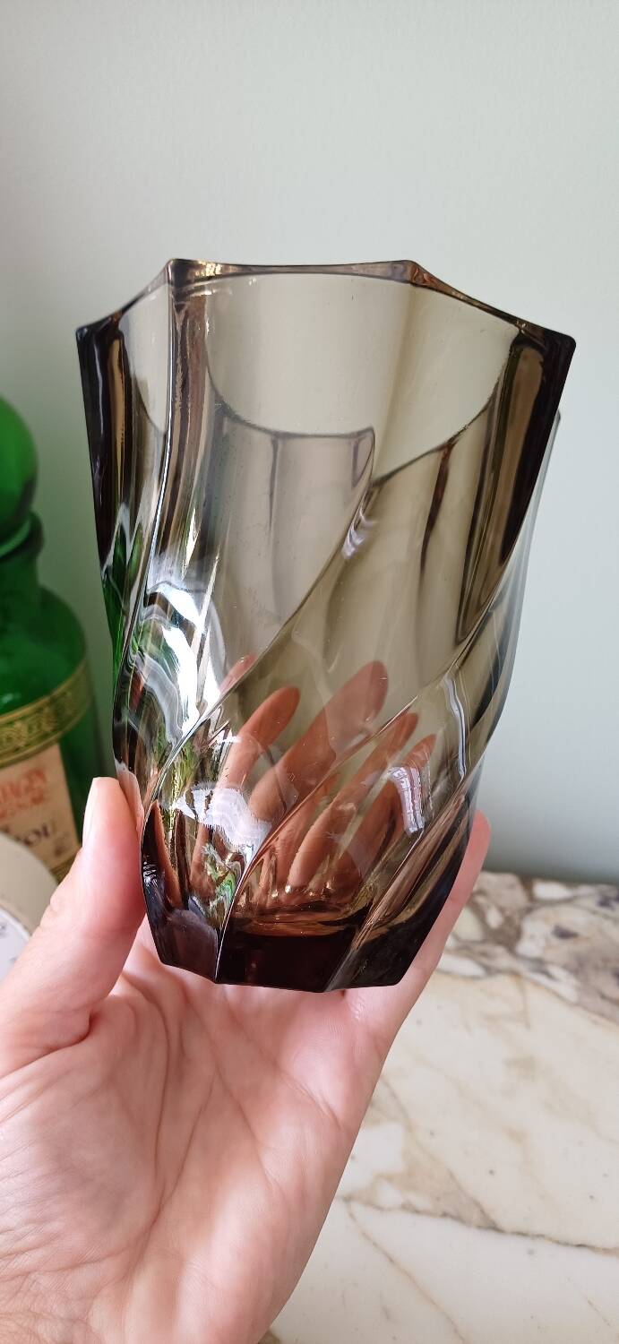 Vase verre torsadé