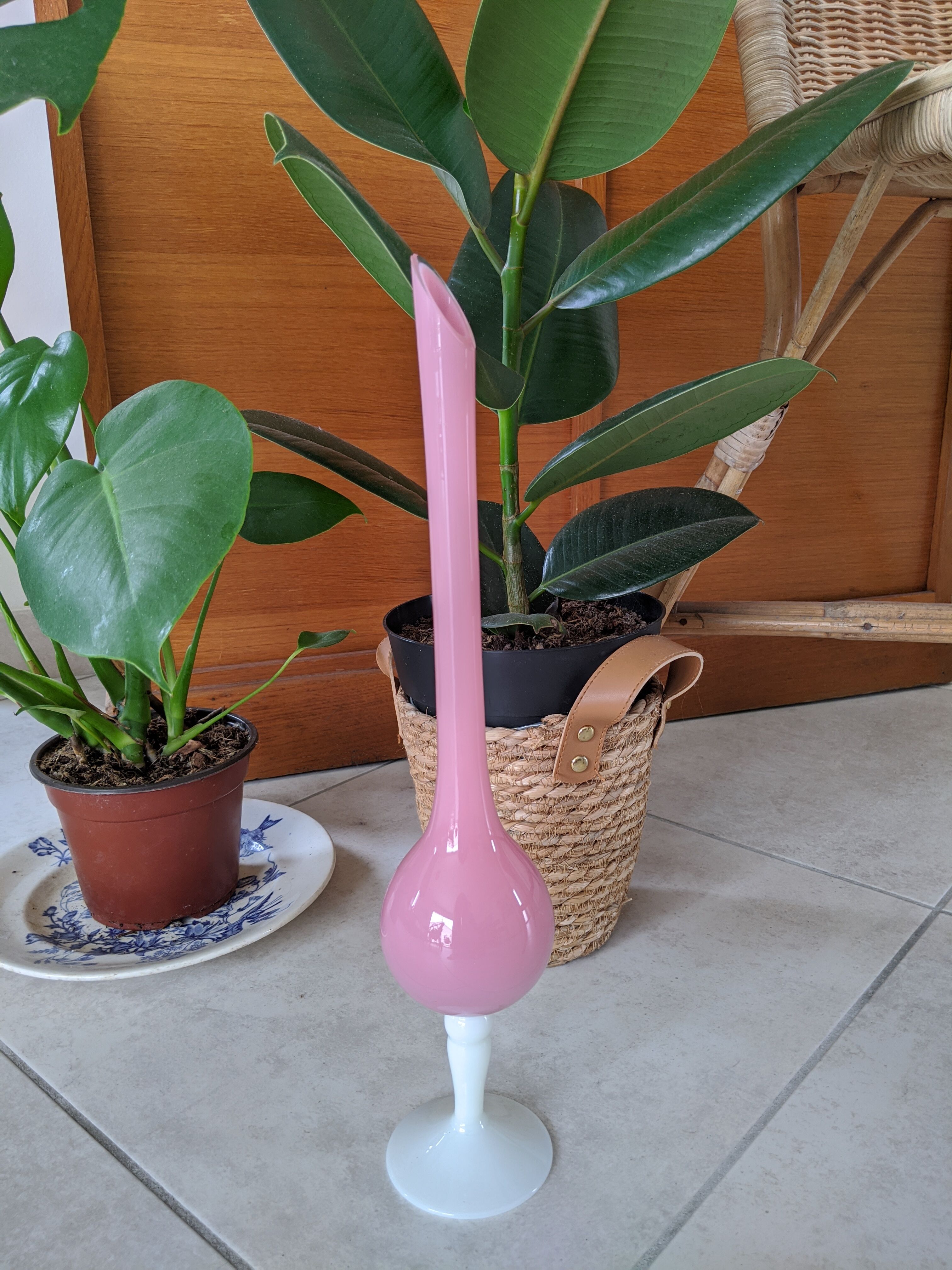 Vase soliflore opaline