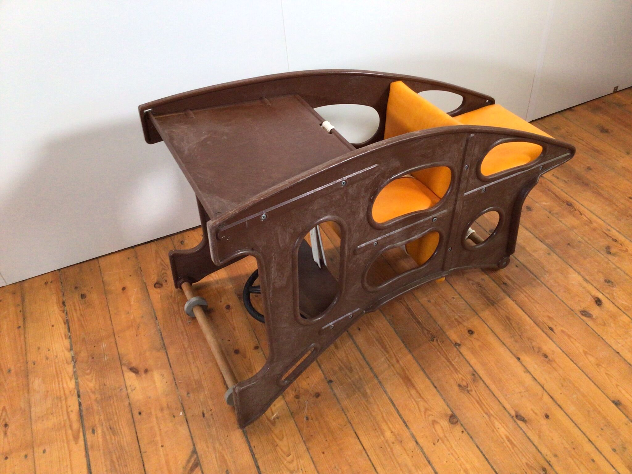 hokus pokus high chair