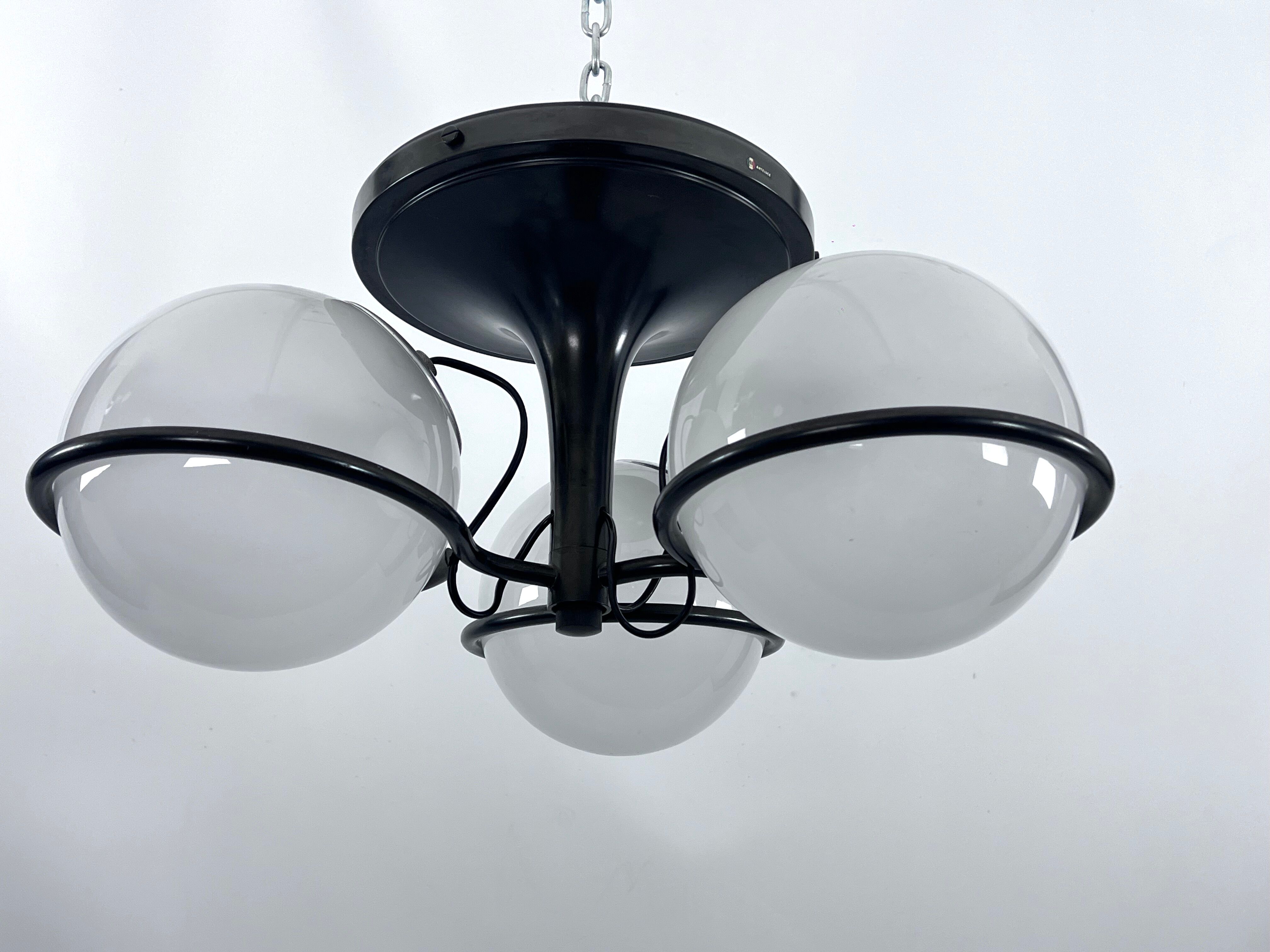 Mid-Century rare early Model 2042/3 Ceiling Lamp by Gino Sarfatti for Arteluce