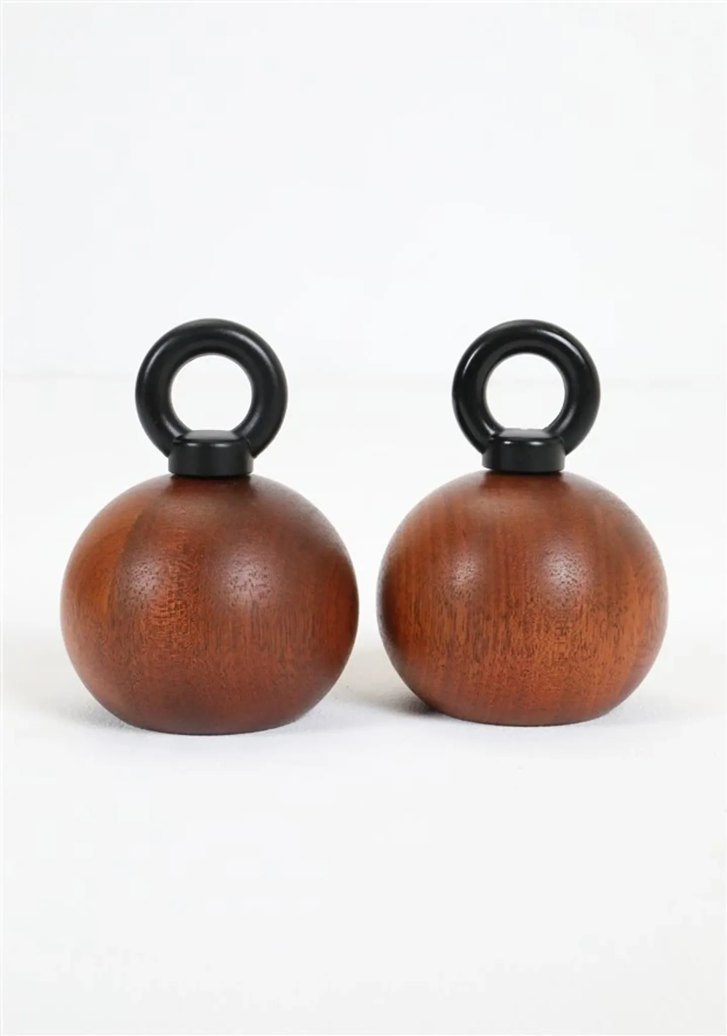 "Ball Boy" teak pepper mill & salt mill set by Richard Nissen / Carsten Jørgensen for Bodum / Danish modern design / postmodernism / 1980s
