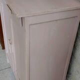 Pink Parisian buffet