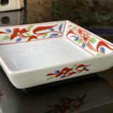 Flat Petti with floral decoration