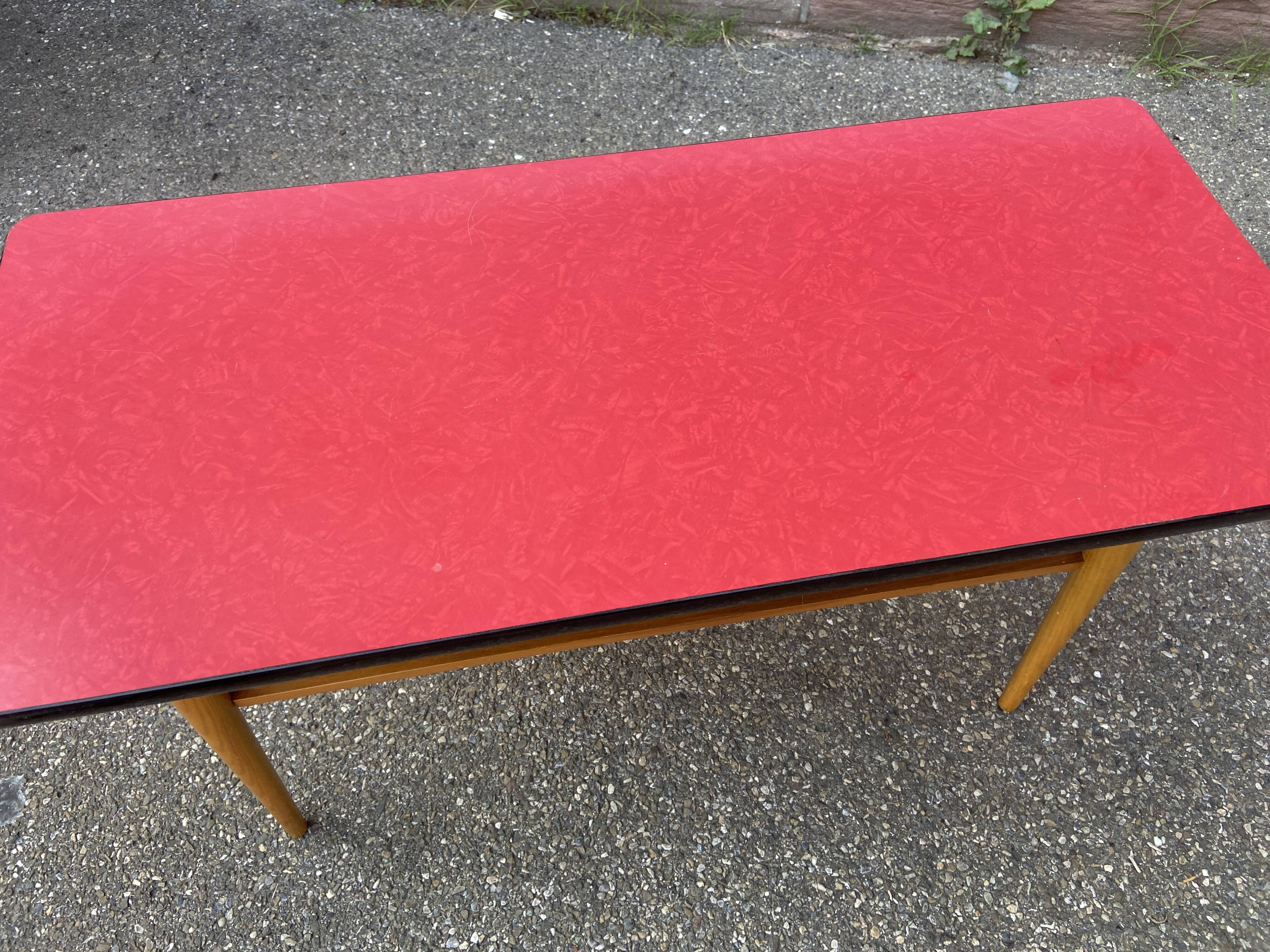 Coffee table cocktail formica