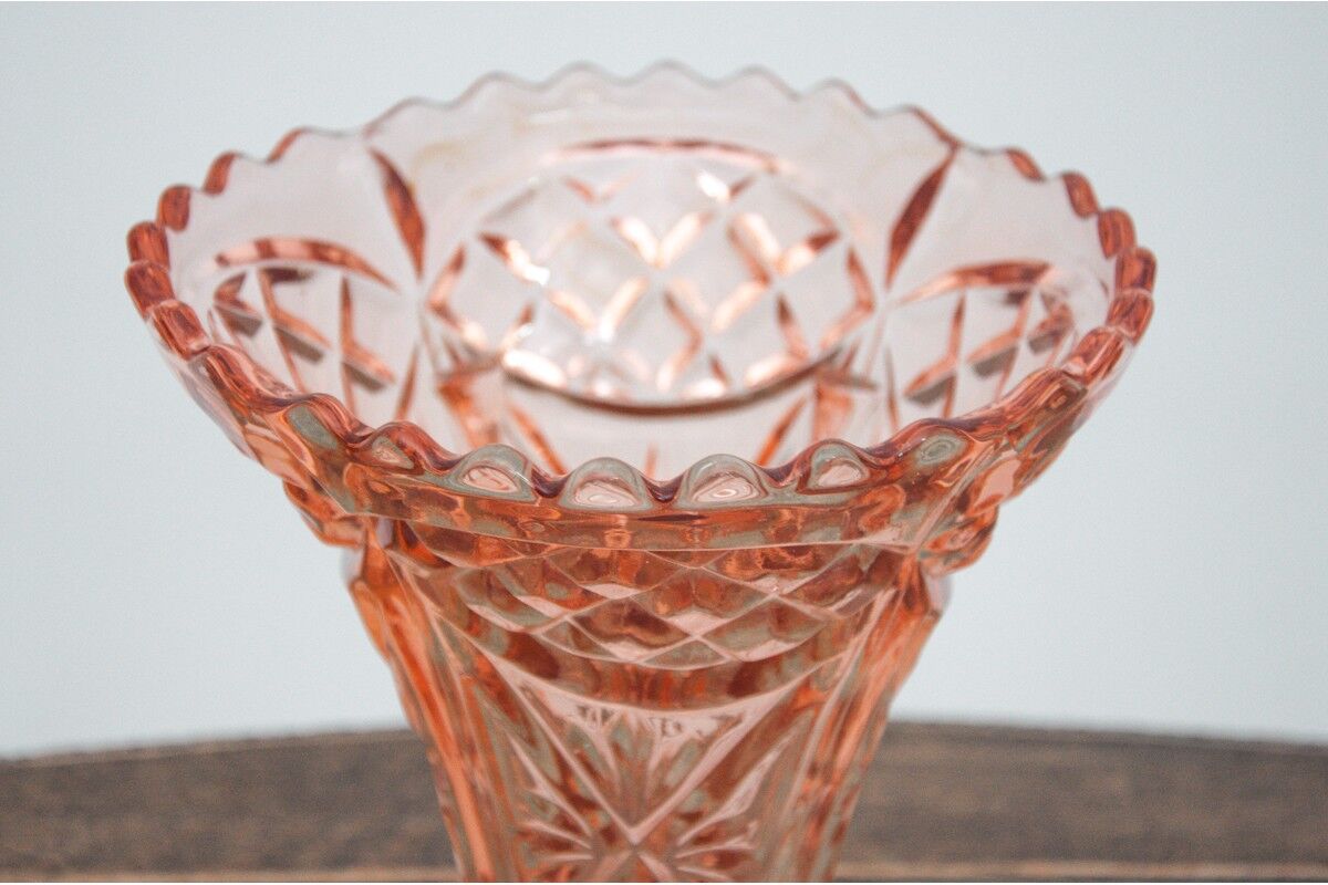 Rose pink vase, Poland, 20/30s