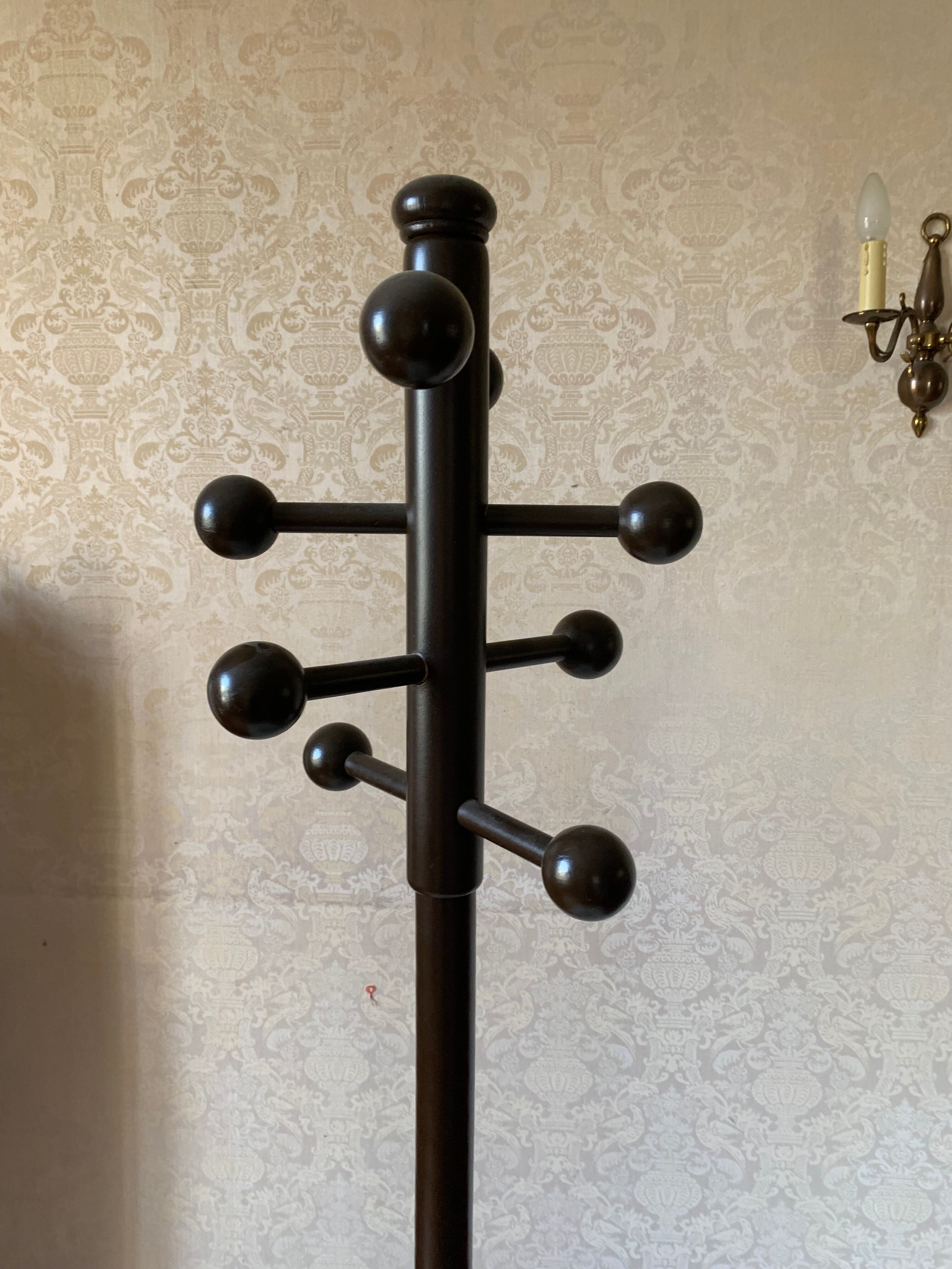 Coat rack year 80