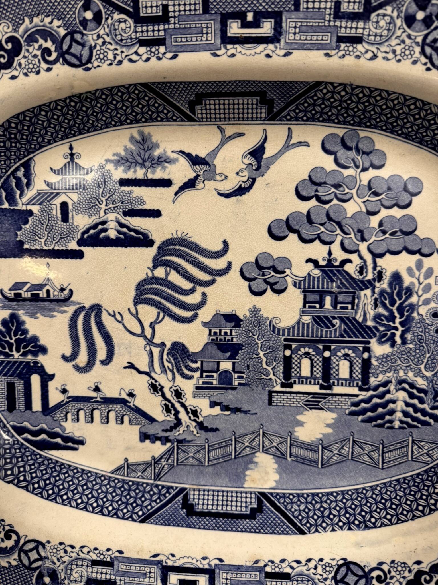 England, 19th century: large blue and white earthenware dish