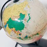 Illuminated terrestrial globe in plexiglass by Nova Rico Florence 1969