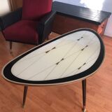 Opal tripod table in graphic glass from the 60s