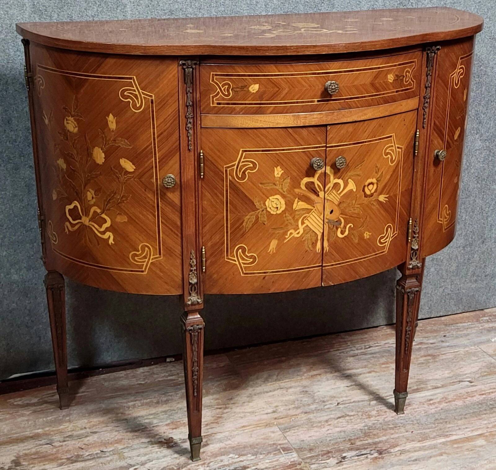 Venetian half-moon commode with Louis XVI style doors in marquetry.