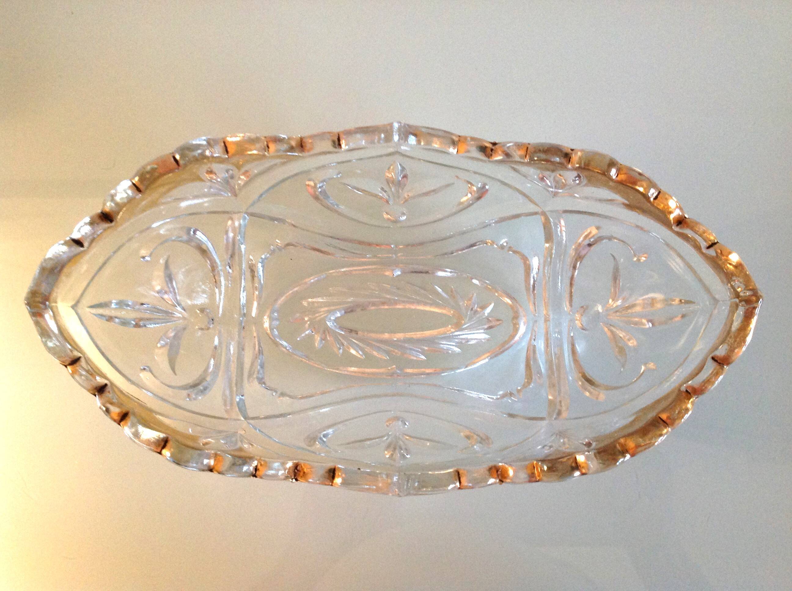 Cut crystal fruit bowl with gold rim / vintage 50s-60s