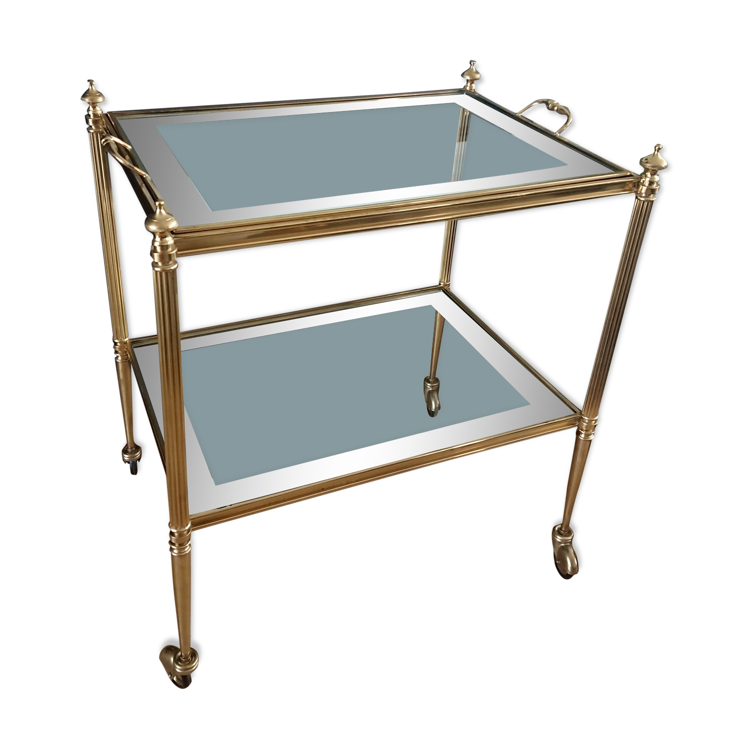 Rolling dessert with removable gold metal tray