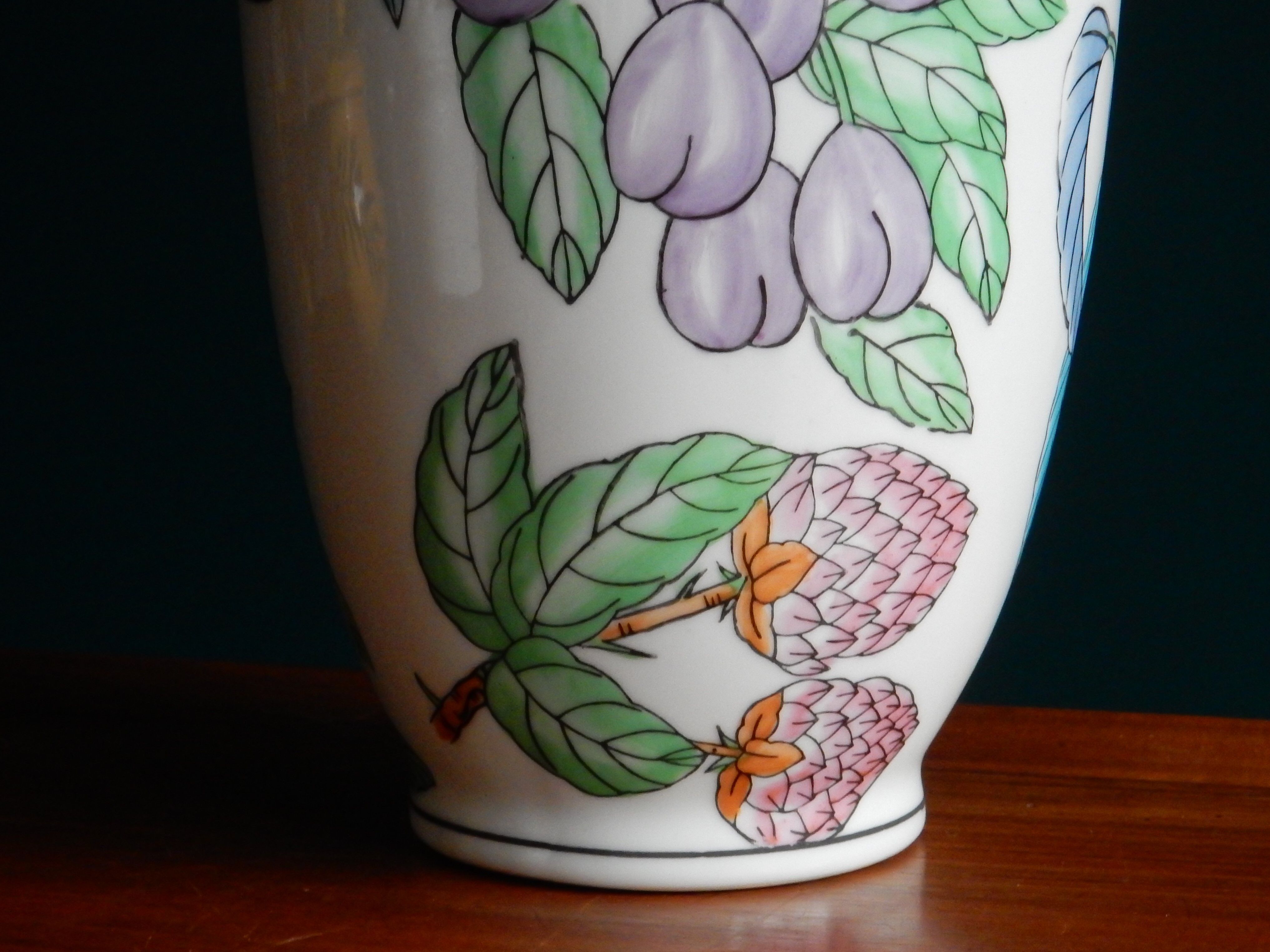 Hand-painted Chinese vase